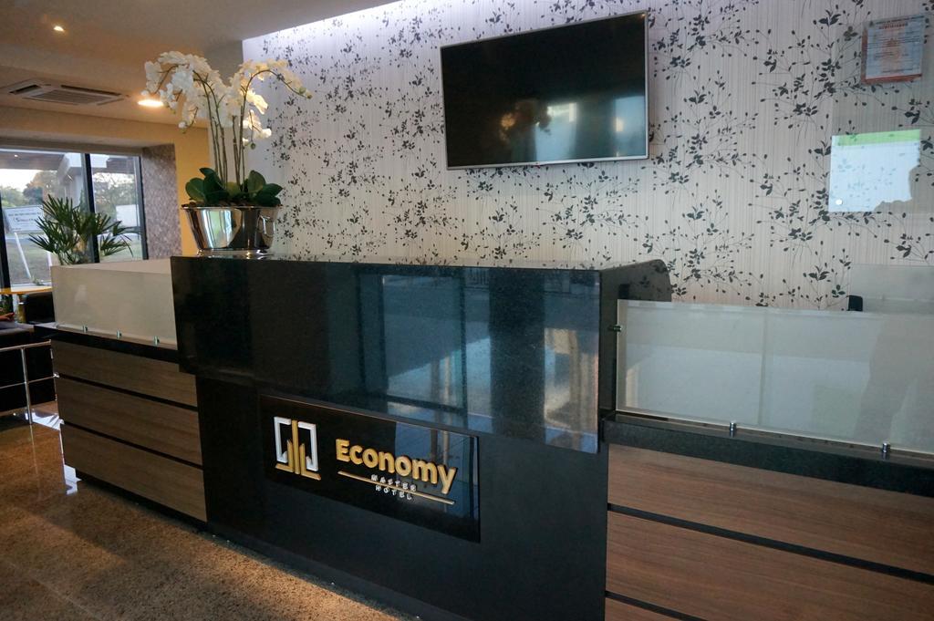 Economy Master Hotel Ji-Paraná Zewnętrze zdjęcie